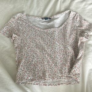 american eagle baby tee floral